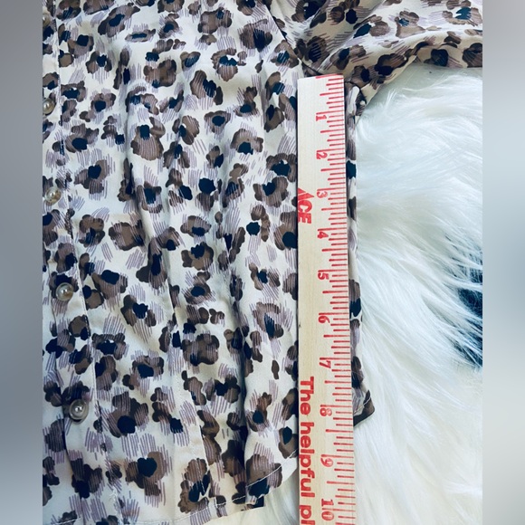 NWT SAGE Sz XS Taupe, Brown,& Black Leopard Print Women’s cropped Blouse - Picture 5 of 11